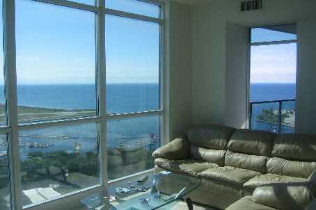 3508 - 219 Fort York Blvd, Condo with 2 bedrooms, 1 bathrooms and 1 parking in Toronto ON | Image 1