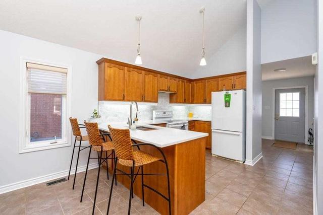 50 Hilltop Rd, House detached with 3 bedrooms, 3 bathrooms and 3 parking in Guelph ON | Image 39