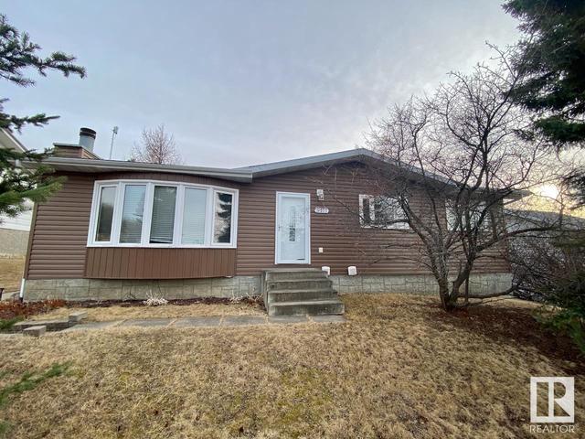 5311 Willow Dr S, House detached with 4 bedrooms, 2 bathrooms and null parking in Boyle AB | Image 51