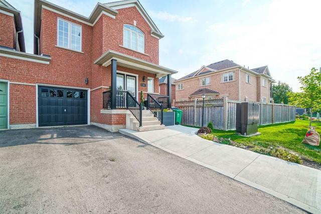85 Viceroy Cres, House attached with 4 bedrooms, 4 bathrooms and 3 parking in Brampton ON | Image 1