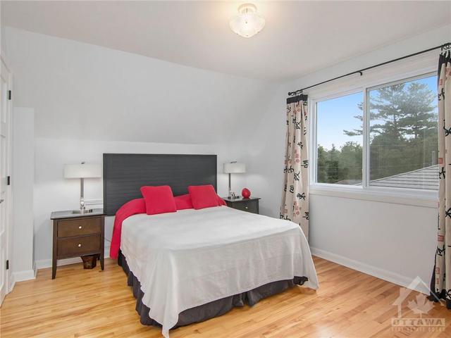 1831 Saunderson Drive, House detached with 3 bedrooms, 3 bathrooms and 3 parking in Ottawa ON | Image 26