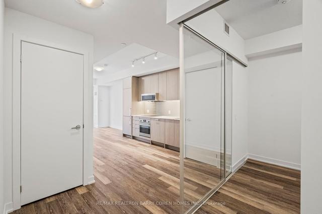 212 - 250 Lawrence Ave W, Condo with 2 bedrooms, 2 bathrooms and 1 parking in Toronto ON | Image 17