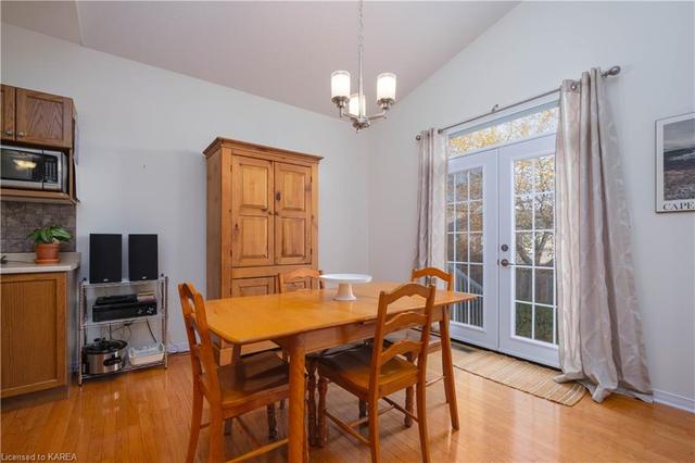 348 Grandtrunk Avenue E, House detached with 3 bedrooms, 3 bathrooms and 6 parking in Kingston ON | Image 5