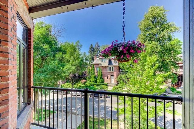 101 Bedford Rd, House semidetached with 6 bedrooms, 5 bathrooms and 3 parking in Toronto ON | Image 15