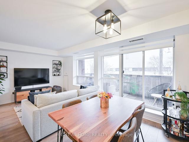 303 - 300 Balliol St, Condo with 1 bedrooms, 2 bathrooms and 1 parking in Toronto ON | Image 33