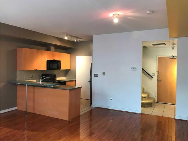 335 - 500 Richmond St W, Condo with 2 bedrooms, 1 bathrooms and 1 parking in Toronto ON | Image 5