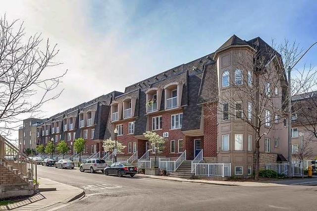5 - 10 Turntable Cres, Townhouse with 2 bedrooms, 2 bathrooms and 1 parking in Toronto ON | Image 1