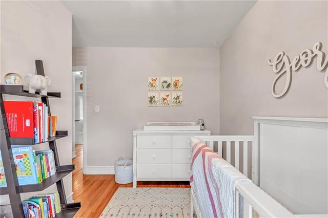 360 East 25th Street, House detached with 2 bedrooms, 1 bathrooms and 3 parking in Hamilton ON | Image 18