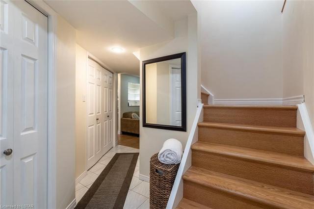 1325 Reardon Boulevard, House semidetached with 3 bedrooms, 2 bathrooms and 3 parking in London ON | Image 19