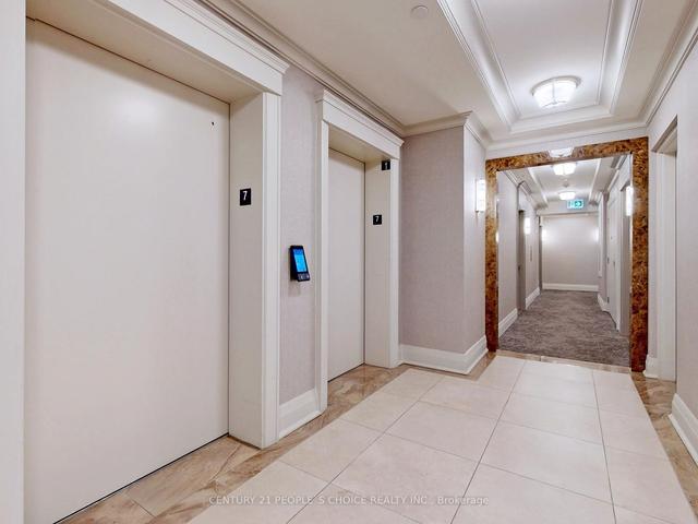 2101 - 9075 Jane St, Condo with 2 bedrooms, 3 bathrooms and 2 parking in Vaughan ON | Image 17
