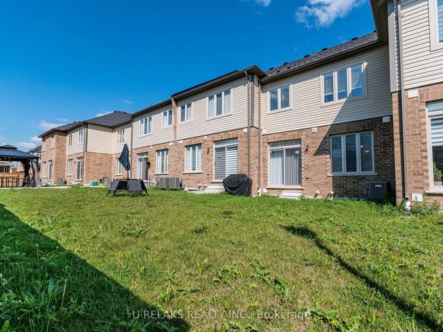 35 Stonehill Ave, House attached with 3 bedrooms, 4 bathrooms and 2 parking in Kitchener ON | Image 35