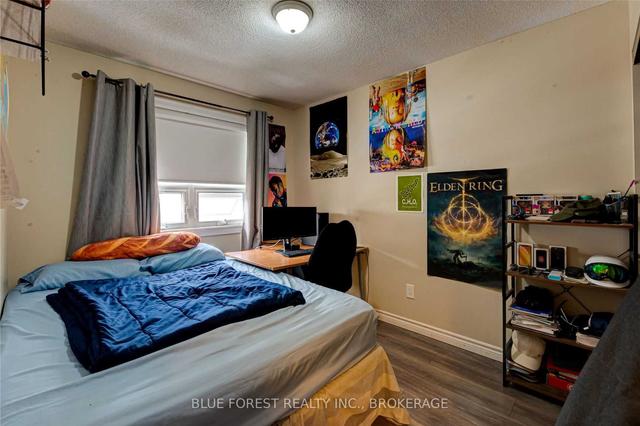416 - 15 Jacksway Cres, Condo with 3 bedrooms, 2 bathrooms and 1 parking in London ON | Image 5