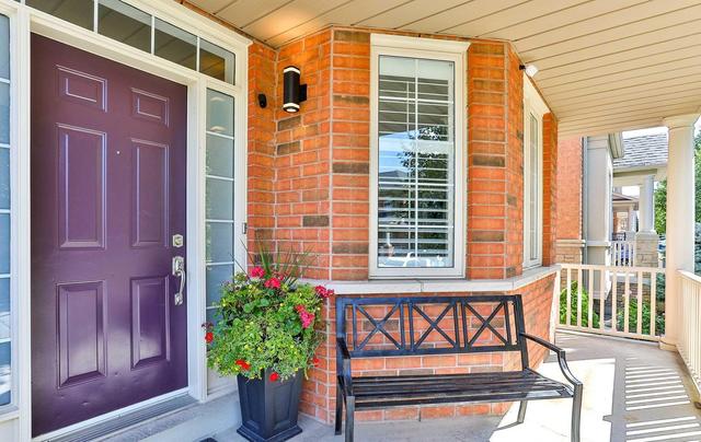 128 Southbrook Cres, House detached with 4 bedrooms, 5 bathrooms and 4 parking in Markham ON | Image 2