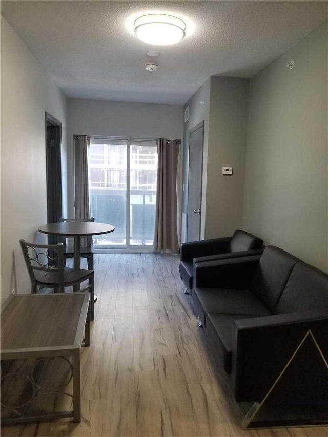 1318 - 258a Sunview St, Condo with 1 bedrooms, 1 bathrooms and 0 parking in Waterloo ON | Image 2