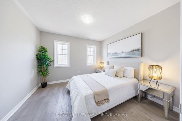 266 Cornell Centre Blvd, House attached with 4 bedrooms, 3 bathrooms and 3 parking in Markham ON | Image 30