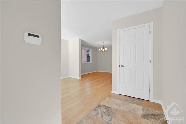 130 Stanley Avenue, Home with 3 bedrooms, 4 bathrooms and 2 parking in Ottawa ON | Image 27