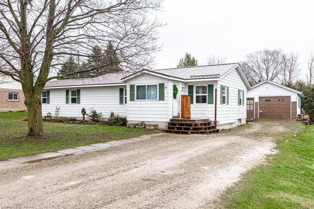 49 William St Street, House detached with 3 bedrooms, 1 bathrooms and 5 parking in Huron East ON | Image 1