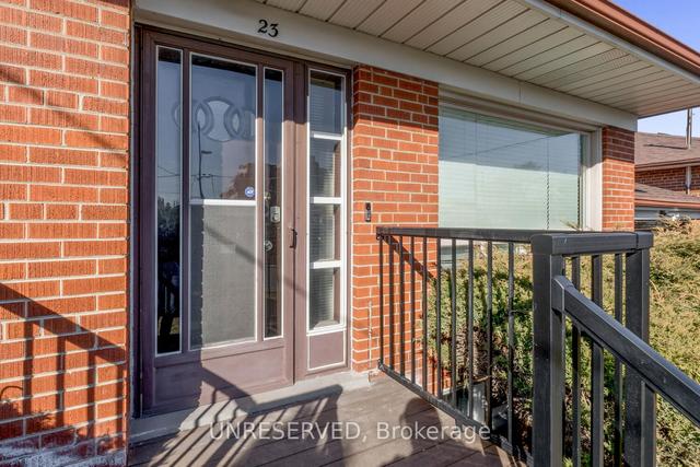 23 Sunfield Rd, House detached with 3 bedrooms, 2 bathrooms and 5 parking in Toronto ON | Image 23