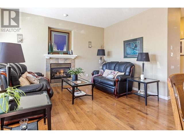 44 - 2387 Argue Street, House detached with 3 bedrooms, 3 bathrooms and 4 parking in Port Coquitlam BC | Image 13