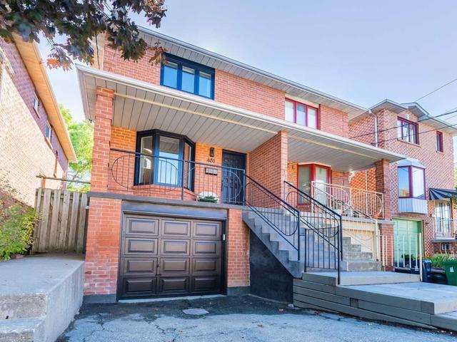 481 St John's Rd, House semidetached with 3 bedrooms, 3 bathrooms and 3 parking in Toronto ON | Image 1