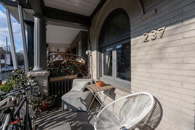 237 Markham St, House attached with 5 bedrooms, 3 bathrooms and 1 parking in Toronto ON | Image 30
