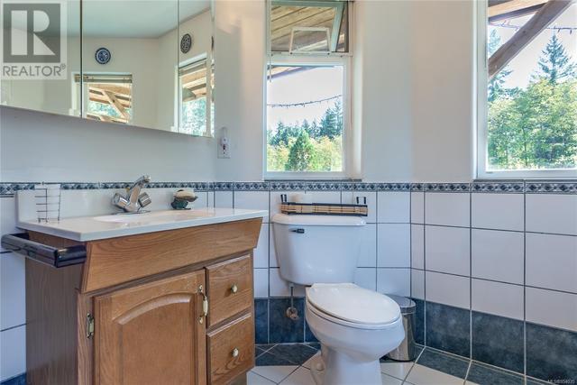488 Cape Mudge Rd, House detached with 4 bedrooms, 2 bathrooms and 10 parking in Strathcona C BC | Image 20