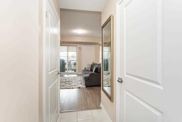209 - 650 Sauve St, Condo with 1 bedrooms, 2 bathrooms and 1 parking in Milton ON | Image 3