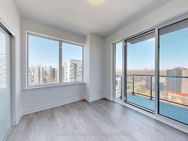 2408 - 5 Defries St, Condo with 2 bedrooms, 2 bathrooms and 0 parking in Toronto ON | Image 9