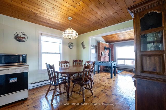 70 Haig's Island Rd, House detached with 3 bedrooms, 2 bathrooms and 10 parking in Prince Edward County ON | Image 4