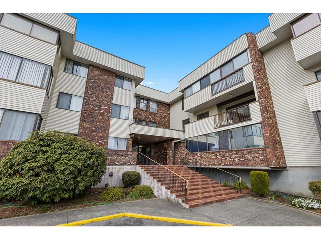 209 - 33369 Old Yale Road, Condo with 2 bedrooms, 1 bathrooms and 1 parking in Abbotsford BC | Image 4