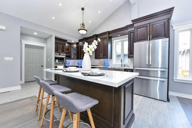 45 Poplar Rd, House detached with 4 bedrooms, 4 bathrooms and 6 parking in Toronto ON | Image 6