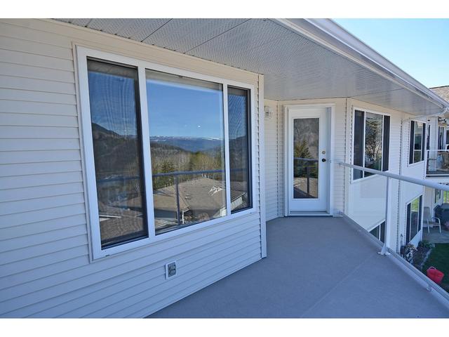 39 - 1220 Mill Street, House attached with 4 bedrooms, 3 bathrooms and null parking in Nelson BC | Image 5