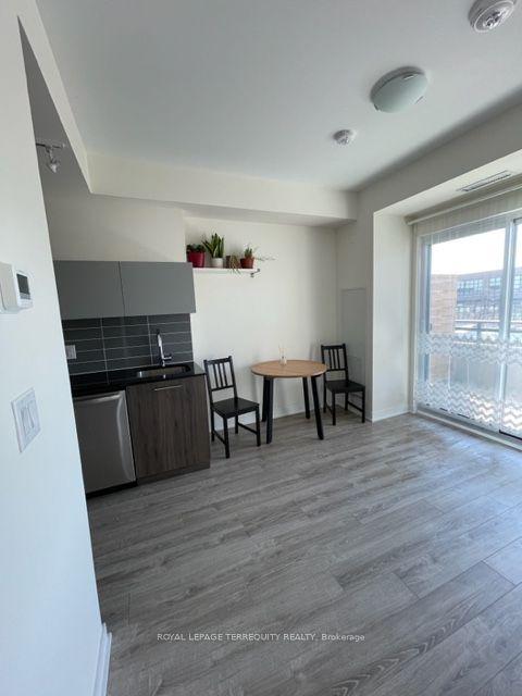 205 - 1 Neighbourhood Lane, Condo with 1 bedrooms, 1 bathrooms and 1 parking in Toronto ON | Image 3
