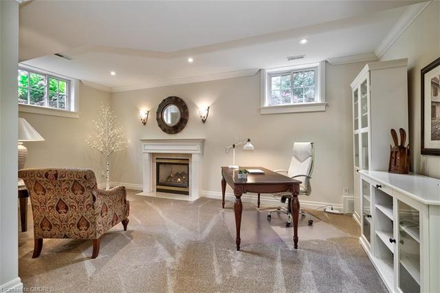 197 Forestwood Drive, House detached with 6 bedrooms, 3 bathrooms and 10 parking in Oakville ON | Image 35