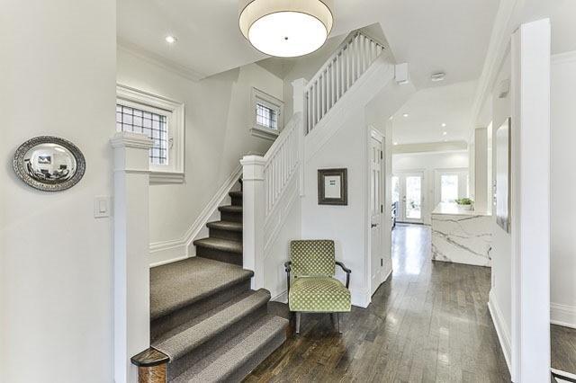 104 Moore Ave, House semidetached with 4 bedrooms, 4 bathrooms and 1 parking in Toronto ON | Image 2