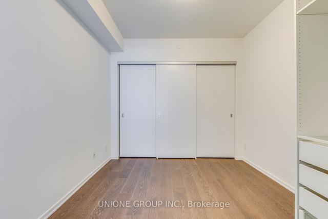 5908 - 1 Bloor St E, Condo with 2 bedrooms, 2 bathrooms and 1 parking in Toronto ON | Image 8