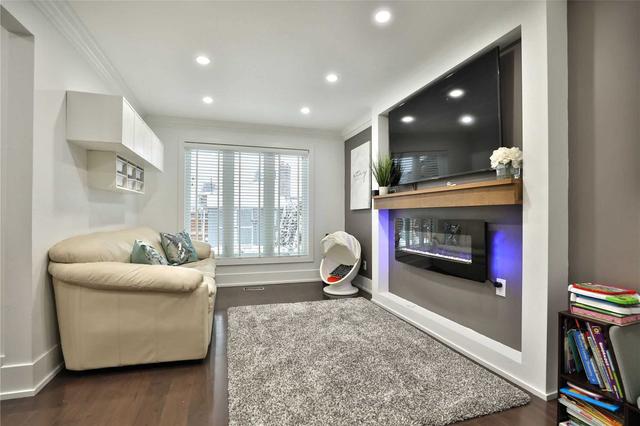3088 Mccarthy Crt, House detached with 3 bedrooms, 4 bathrooms and 3 parking in Mississauga ON | Image 31