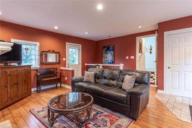 39 Maplewood Drive, House detached with 3 bedrooms, 2 bathrooms and 4 parking in St. Catharines ON | Image 17
