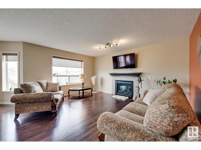 20829 92a Av Nw, House detached with 3 bedrooms, 2 bathrooms and null parking in Edmonton AB | Image 6