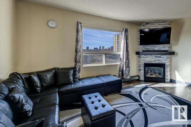 405 - 9707 105 St Nw, Condo with 2 bedrooms, 2 bathrooms and 1 parking in Edmonton AB | Image 3