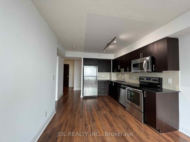 903 - 376 Highway 7 Rd E, Condo with 1 bedrooms, 1 bathrooms and 1 parking in Richmond Hill ON | Image 2