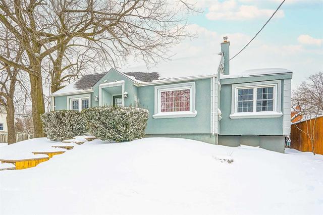 993 Caledonia Rd, House detached with 3 bedrooms, 3 bathrooms and 8 parking in Toronto ON | Image 12