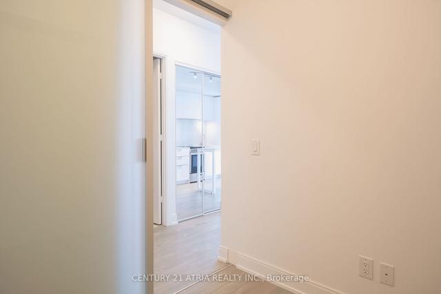 2703 - 70 Annie Craig Dr W, Townhouse with 1 bedrooms, 2 bathrooms and 1 parking in Toronto ON | Image 7