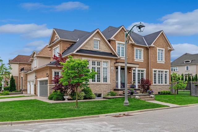 1139 Jezero Cres, House detached with 4 bedrooms, 5 bathrooms and 4 parking in Oakville ON | Card Image