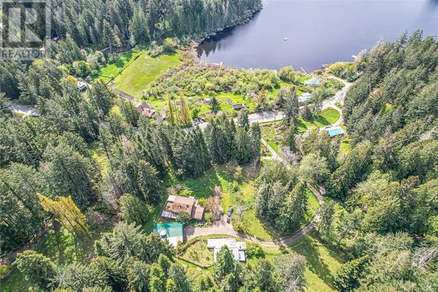 777 Beaver Point Rd, House detached with 4 bedrooms, 3 bathrooms and 6 parking in Saltspring Island BC | Image 3