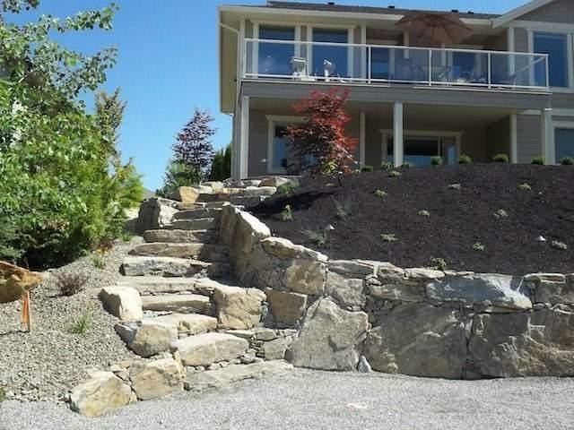 2200 Salerno Crt, House detached with 3 bedrooms, 3 bathrooms and 8 parking in Kelowna BC | Image 3