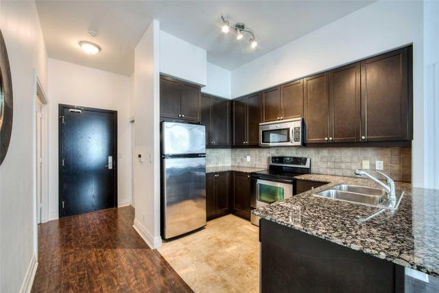 Lph1 - 90 Absolute Ave, Condo with 2 bedrooms, 2 bathrooms and 1 parking in Mississauga ON | Image 5