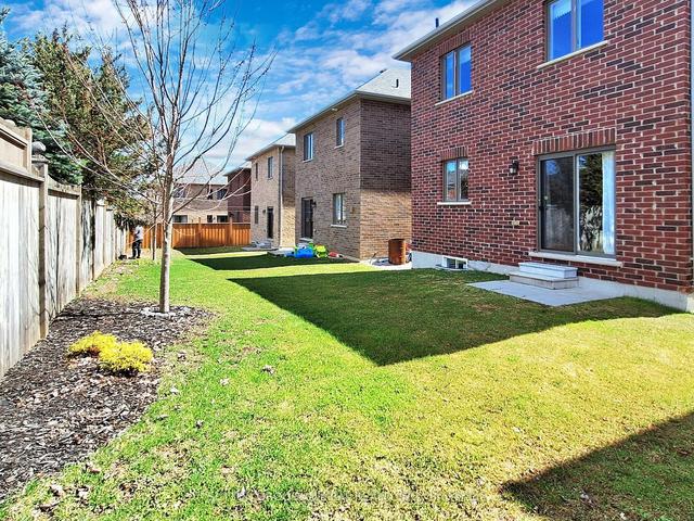 39 Bedford Estates Cres, House detached with 3 bedrooms, 2 bathrooms and 2 parking in Barrie ON | Image 29