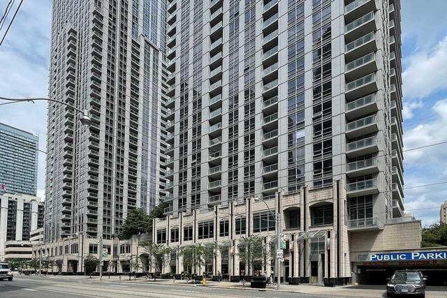 4202 - 761 Bay St, Condo with 2 bedrooms, 3 bathrooms and 2 parking in Toronto ON | Image 29