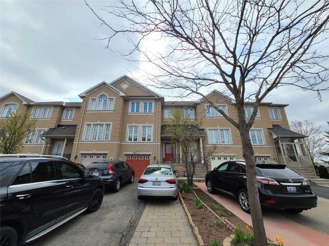 18 Andrika Crt, House attached with 3 bedrooms, 3 bathrooms and 5 parking in Mississauga ON | Image 1